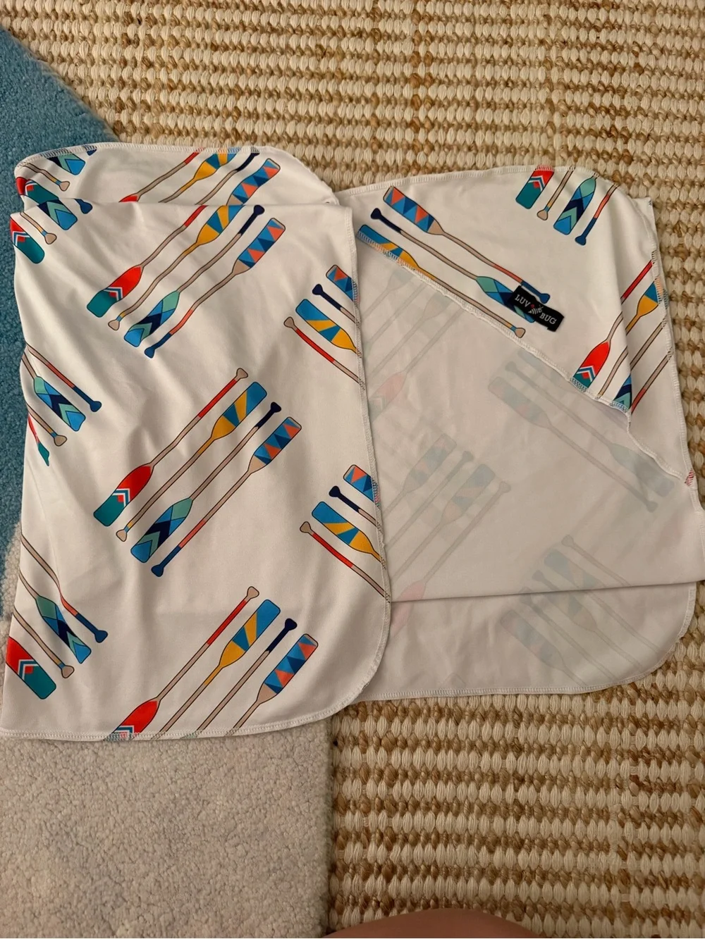 LUV BUG UPF 50+ SUNSCREEN TOWEL (KID'S HOODED)